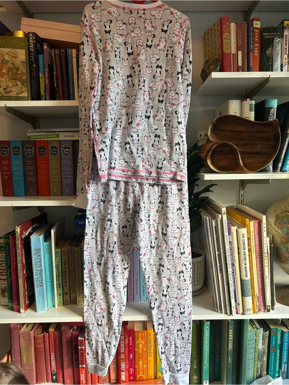 Cuddl Duds Girls Light Gray Cat Print Pajama Set with Pink Trim - Picture 4 of 5
